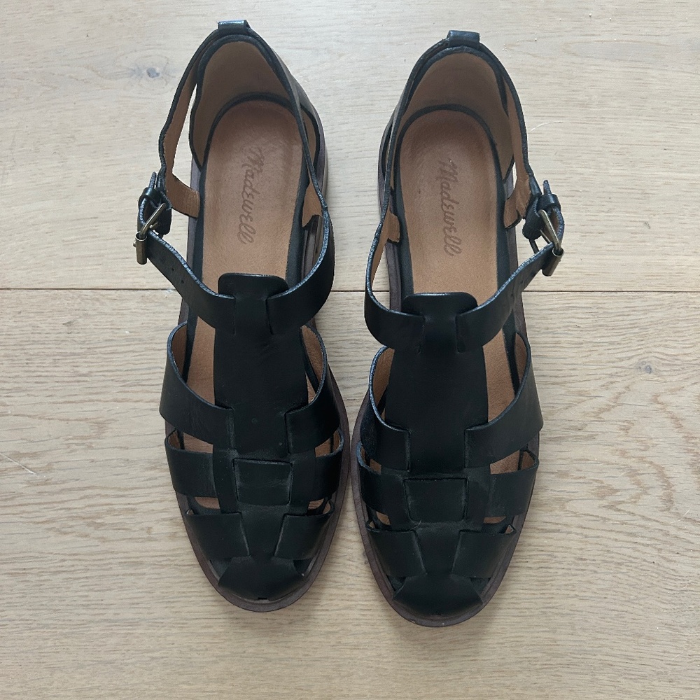Madewell fisherman (fisherperson??) sandals